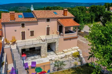 Villa paisible à Rakalj avec piscine - Photo 3