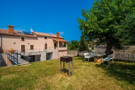 Villa paisible à Rakalj avec piscine - Photo 27