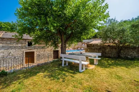 Villa paisible à Rakalj avec piscine - Photo 28