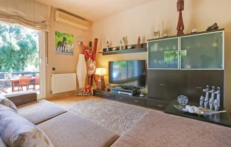 Maison 5 personnes à St. Cebrià de Vallalta - Photo 1