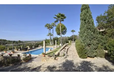 Cocons, Villa rustique dans le village majorquin de Sineu - Photo 1