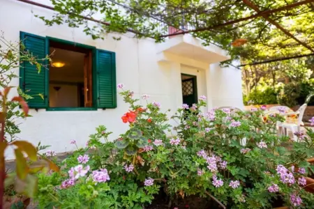 Villa Nicola, Villa spacieuse en Calabre avec piscine partagée - Photo 1