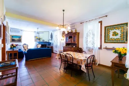 Villa Nicola, Villa spacieuse en Calabre avec piscine partagée - Photo 7