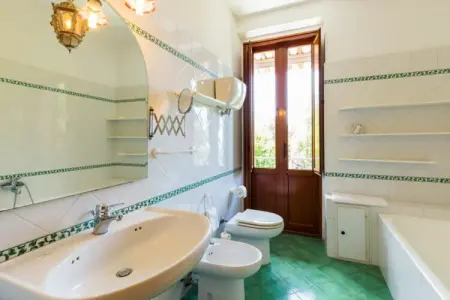 Villa Nicola, Villa spacieuse en Calabre avec piscine partagée - Photo 37