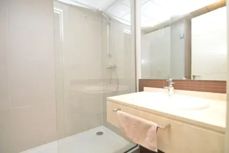 Apartamento  Tipuana, Luxe au bord du golf à Las Colinas - Photo 17