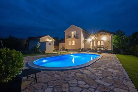 Holiday house Josipa, Villa à Policnik avec piscine privée - Photo 16