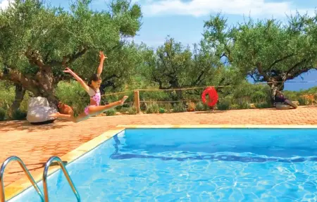 Maison Elia with private pool, Maison 8 personnes à Kardamyli - Photo 15