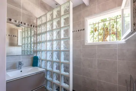 Villa Isclawa, Villa à Callian avec piscine chauffée - Photo 29