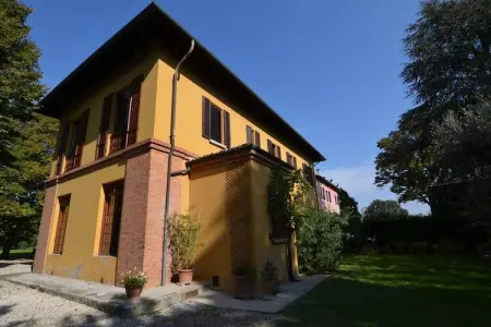 Villa La Commenda Sei, amis à fourrure avec une maison familiale - Photo 1