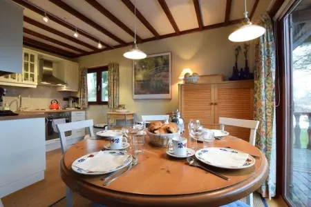 Le Chalet de Cherapont, Gîte confortable près du lac Cherapont - Photo 7