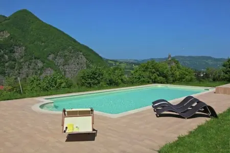 Borgo Belvedere Combi, Ferme en Italie près des chutes Dardagna - Photo 1