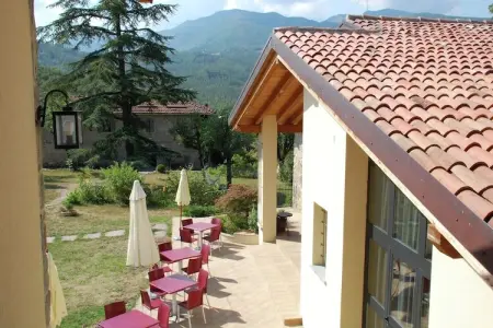 Borgo Belvedere Combi, Ferme en Italie près des chutes Dardagna - Photo 9