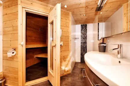 La Sérénité, Chalet d'ambiance avec sauna et jacuzzi - Photo 2