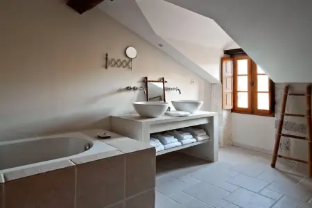 Château la Colombie, Château en Nouvelle-Aquitaine avec piscine & vue - Photo 24