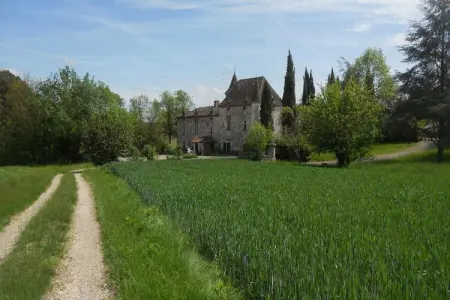 Château la Colombie, Château en Nouvelle-Aquitaine avec piscine & vue - Photo 27