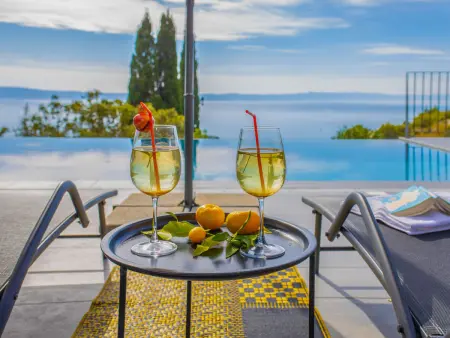 2M, Villa 8 personnes à Makarska - Photo 1