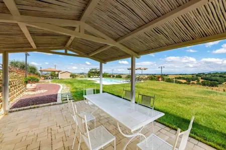 Borgo Le Spighe, Ferme en Toscane avec piscine et vue - Photo 4