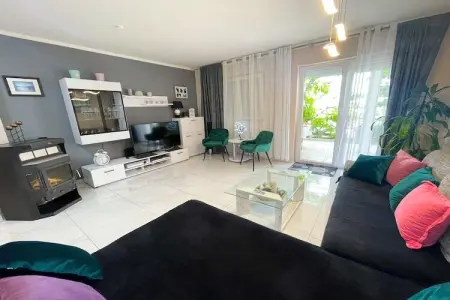 Holiday Home Jasminka, Maison Dramalj avec piscine près de la mer - Photo 1