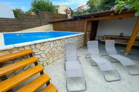 Holiday Home Jasminka, Maison Dramalj avec piscine près de la mer - Photo 9