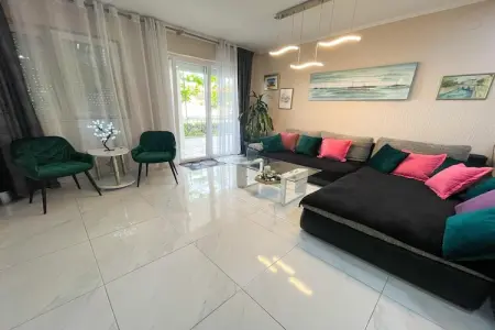 Holiday Home Jasminka, Maison Dramalj avec piscine près de la mer - Photo 12