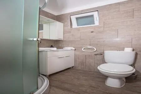 Holiday Home Jasminka, Maison Dramalj avec piscine près de la mer - Photo 16