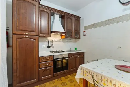 Casa Marinella Sinistra, Agréable appartement avec cour - Photo 12