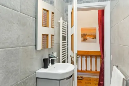 Casa Marinella Sinistra, Agréable appartement avec cour - Photo 18