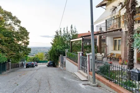 Casa Marinella Sinistra, Agréable appartement avec cour - Photo 29