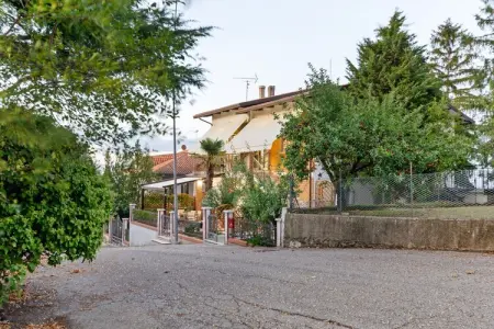 Casa Marinella Sinistra, Agréable appartement avec cour - Photo 31