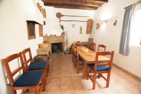 Can Jurat, Villa élégante à Ibiza avec piscine - Photo 8