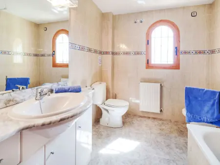 Lausanne, Maison 8 personnes à Calonge - Photo 10