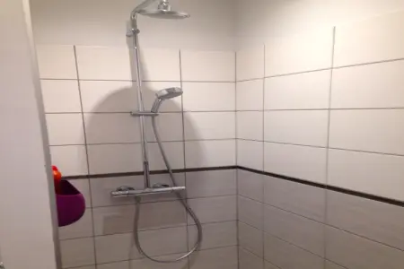 Maison de vacances moderne à Faucon avec piscine - Photo 8