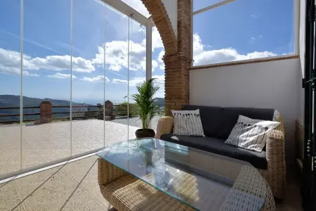 Casa de Alegría de Brasevin, Villa spacieuse à Arenas avec vue sur la mer - Photo 19