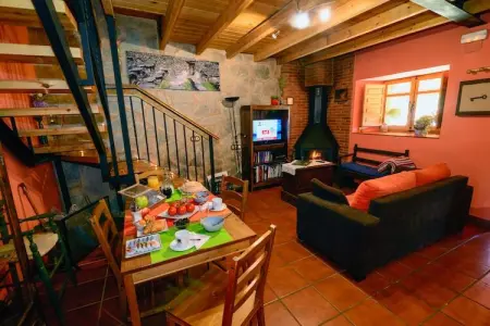 Casa rural Benllera, Séjour tranquille près de la rivière Luna - Photo 1