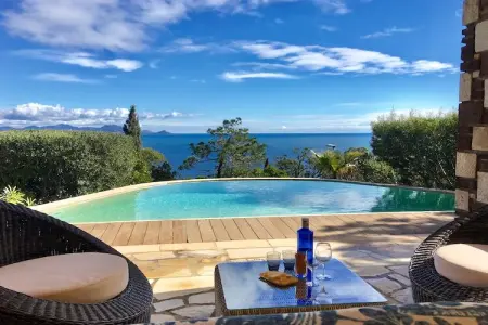 Vergerie, Villa aux Issambres avec vue sur la mer - Photo 1