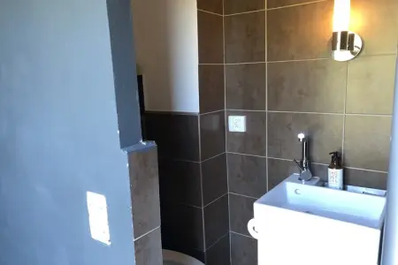 Villa attrayante et luxueuse avec piscine et jacuzzi - Photo 18