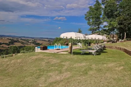 Colle, Appartement à Piticchio avec Vue et Piscine - Photo 8
