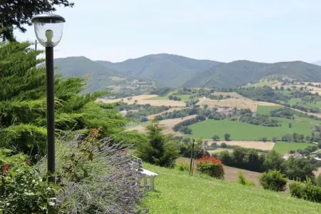Colle, Appartement à Piticchio avec Vue et Piscine - Photo 9