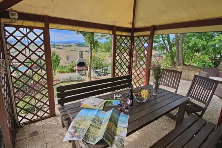 Colle, Appartement à Piticchio avec Vue et Piscine - Photo 18