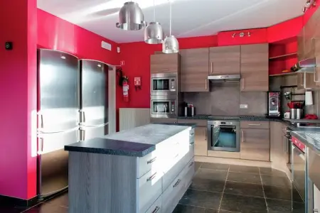 Le Lodge du Lac et piscine, Belle maison de vacances avec piscine privée à Waimes - Photo 9