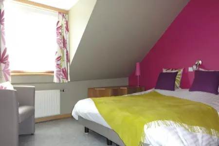 Le Lodge du Lac et piscine, Belle maison de vacances avec piscine privée à Waimes - Photo 15