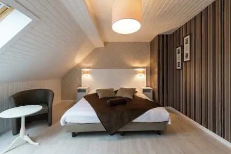 Le Lodge du Lac et piscine, Belle maison de vacances avec piscine privée à Waimes - Photo 16