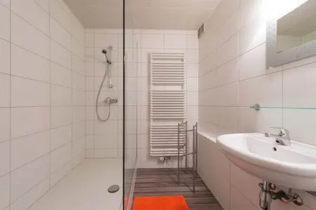 Le Lodge du Lac et piscine, Belle maison de vacances avec piscine privée à Waimes - Photo 19