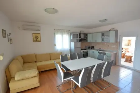 Villa Jasenice, Maison de vacances spacieuse à Maslenica - Photo 2