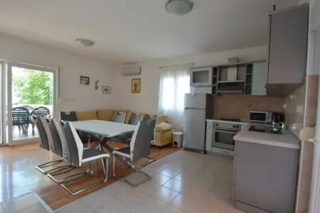 Villa Jasenice, Maison de vacances spacieuse à Maslenica - Photo 8