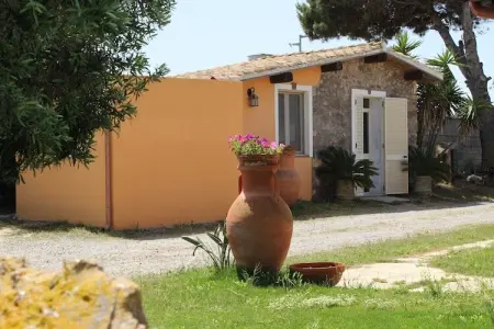 Cottage Rachele, Cottage à Calasetta en Sardaigne avec jardin - Photo 6