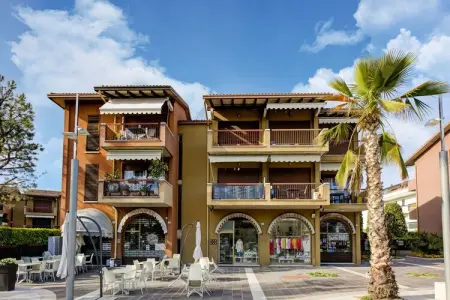 Jolly Mono, Appartement près du lac de Garde avec piscine - Photo 11