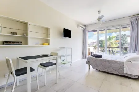 Jolly Mono, Appartement près du lac de Garde avec piscine - Photo 13