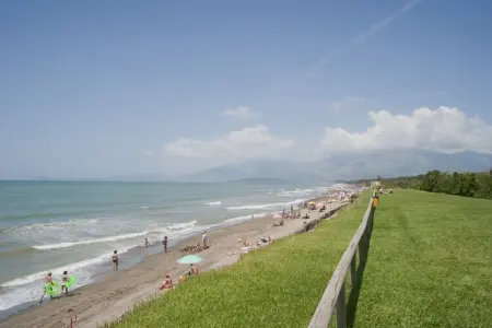 Baia Domizia Villaggio Camping C2, Chalet à Baia Domizia avec Plage Privée - Photo 18