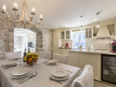 Villa Nareste, Maison 6 personnes à Omiš - Photo 2